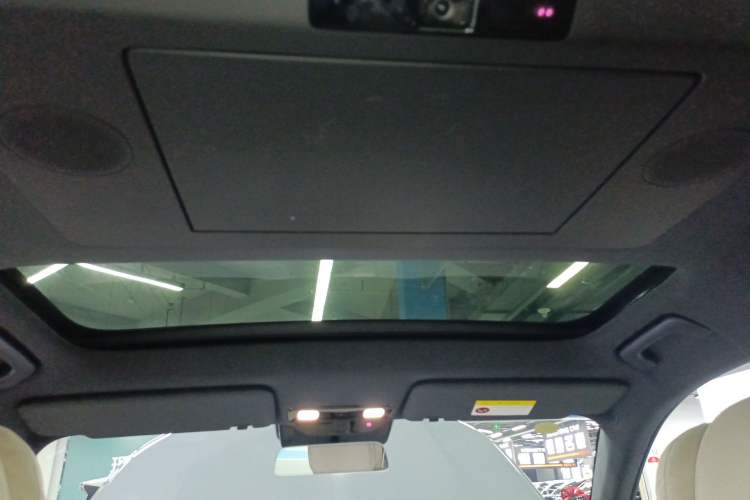 Used Li Auto L7 2025 Ultra Smart Refreshed Edition Headliner