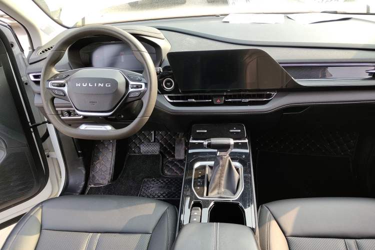 Used Wuling Victory 2020 1.5T CVT Luxury Model