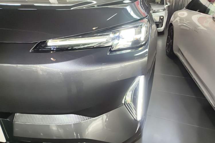 Used CHANGAN NEVO Q05 2024 Truly Delicious Version 125cc Superior Design CATL Left Front Headlight