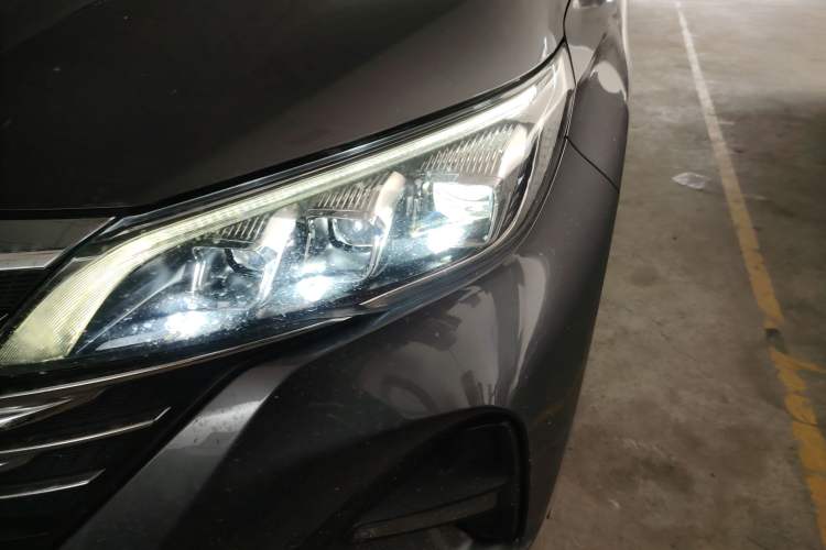 Used GAC Trumpchi GS5 2019 270T Automatic Luxury Edition Left Front Headlight