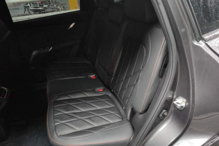 Used CHANGAN CS75 PLUS 2025 4th Generation UItra 2.0T New Blue Whale Smart Intelligent Powertrain Version
