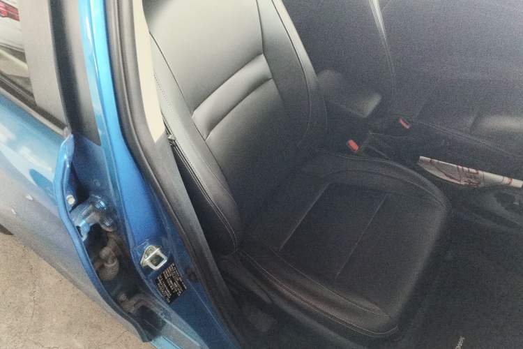 Used Toyota YARiS L Zhi Xuan 2019 1.5E CVT Dynamic Edition China VI compliant