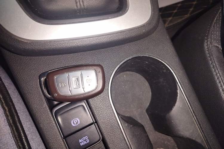 Used Hyundai Elantra (6th Generation / Lingdong) 2019 1.5L CVT Smart & Luxurious Trim Vehicle Key