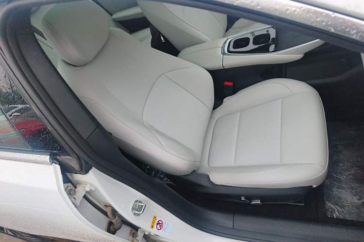 Used CHANGAN NEVO A07 2025 All-Electric "Real Bargain" 525 Luxury Model Right Front Seat