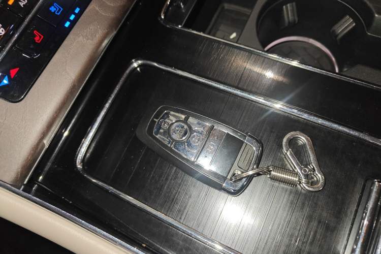 Used Lincoln Aviator 2020 3.0T V6 Four-Wheel Drive Premium Edition