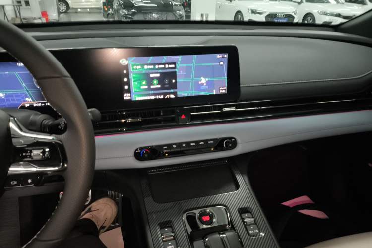 Used GAC Trumpchi EMPOW 2023 Shadow Leopard H Smart Hybrid Edition
