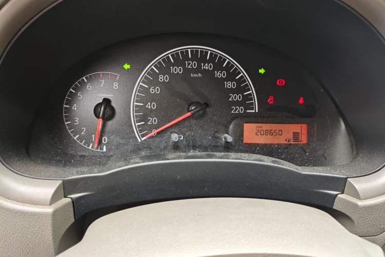 Used Nissan Sunny 2014 1.5XE Manual Comfort Edition