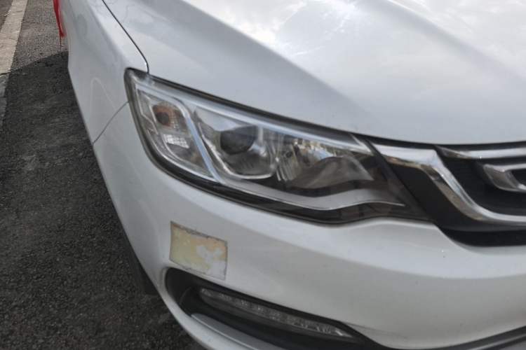 Used Geely Auto Vision 2018 1.5L Automatic Happiness Edition Right Front Headlight