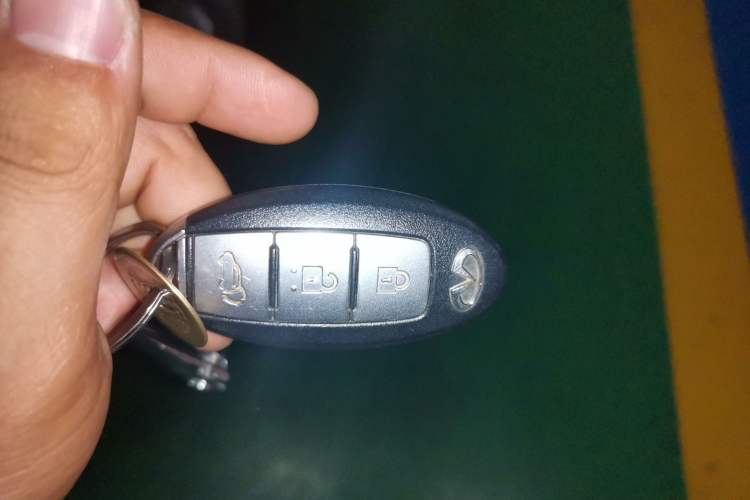 Used Infiniti QX50 2018 2.0T Two-Wheel Drive Fashion Edition Vehicle Key