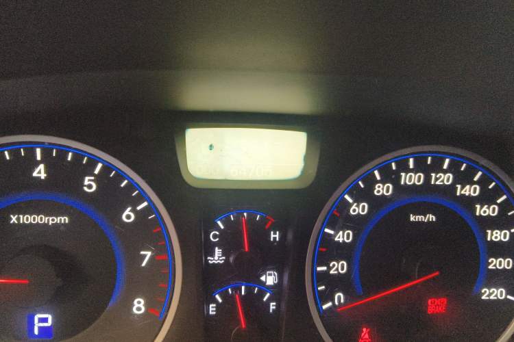 Used Hyundai Celesta 2011 1.6L Automatic Luxury Version
