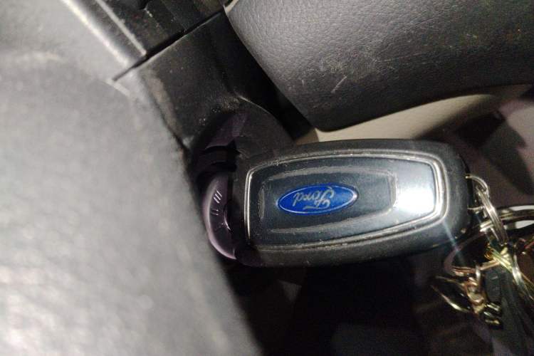 Used Ford Focus 2015 Sedan 1.6L Automatic Comfort Model
