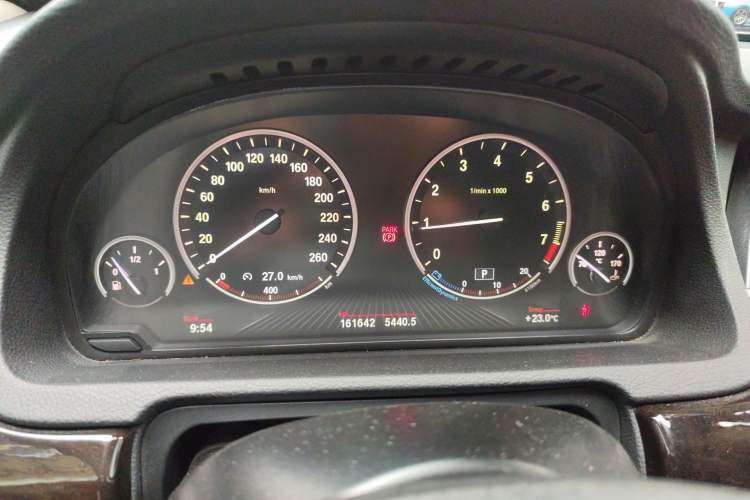 Used BMW 5 Series GT 2014 528i Leading Model Instrument Cluster