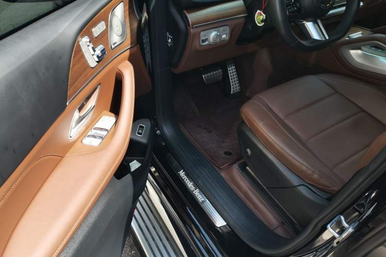 Used Mercedes-Benz GLS-Class 2023 GLS 450 7-seater U.S. specification