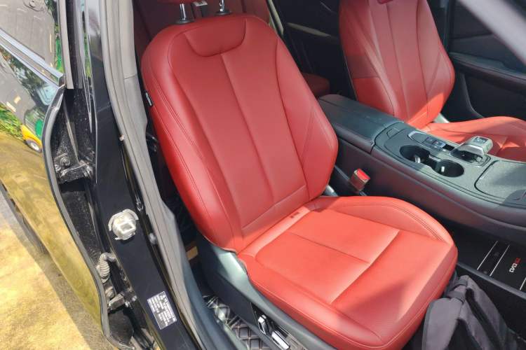 Used FORTHING T5 EVO 2021 1.5TD DCT Starry Edition Right Front Seat