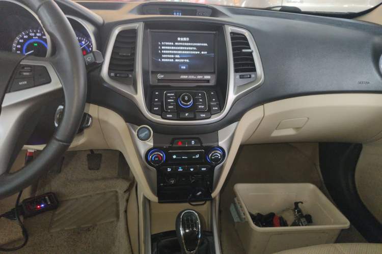 Used CHANGAN Eado 2015 1.6L Manual Luxury Model China V Standard