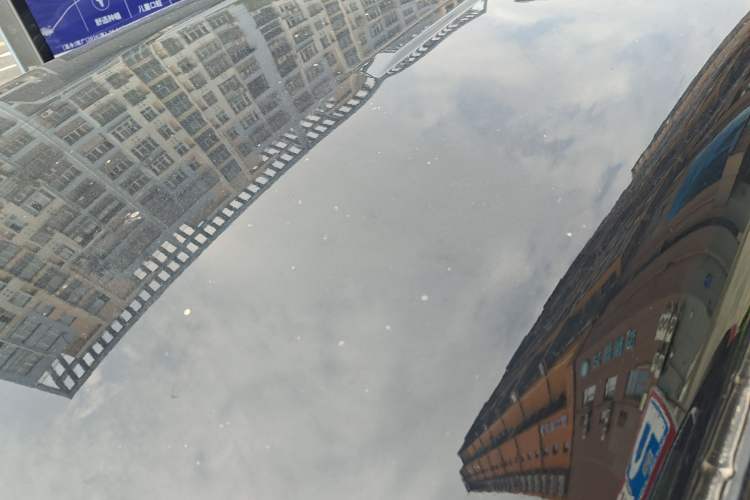 Used FORTHING Lingzhi 2023 M5L 1.6L Base Model 7 Seats