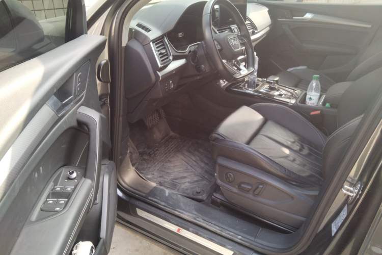 Used Audi Q5L 2022 40T Luxury Dynamic Model
