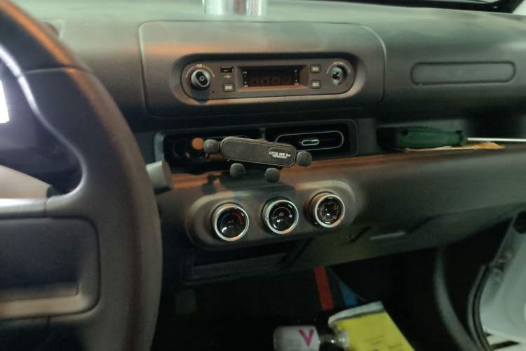 Used Wuling Zhiguang New Energy 2025 Standard Model
