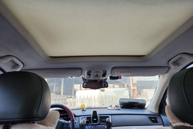 Used Haval H8 2017 2.0T Gasoline Two-Wheel Drive Smart Edition