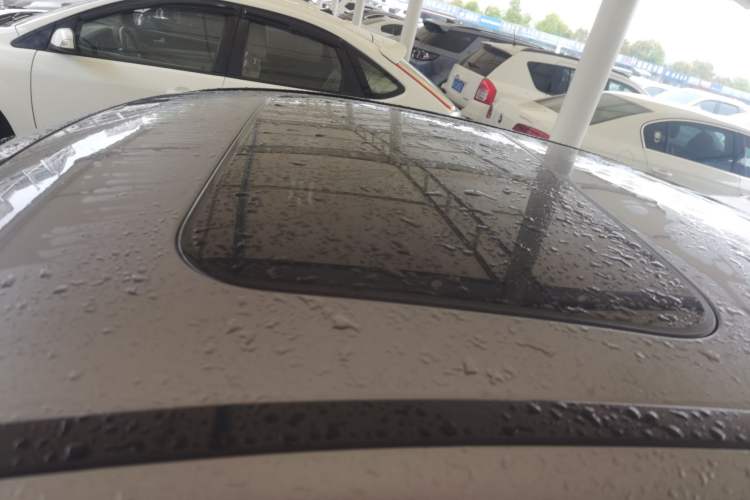 Used Mercedes-Benz C-Class 2016 C 200 Sport Edition Roof