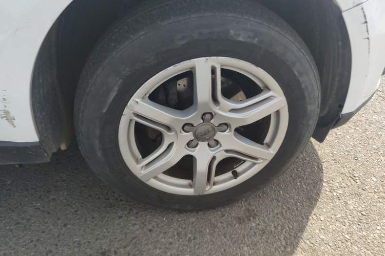 Used Audi Q5 2012 2.0TFSI Technology Model Right Front Wheel Hub