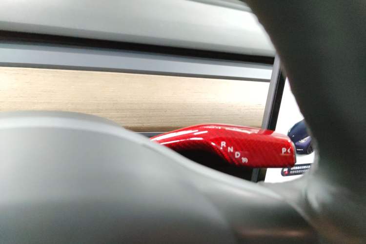 Used Tesla Model Y 2021 Long-Range All-Wheel-Drive Version Gear Lever