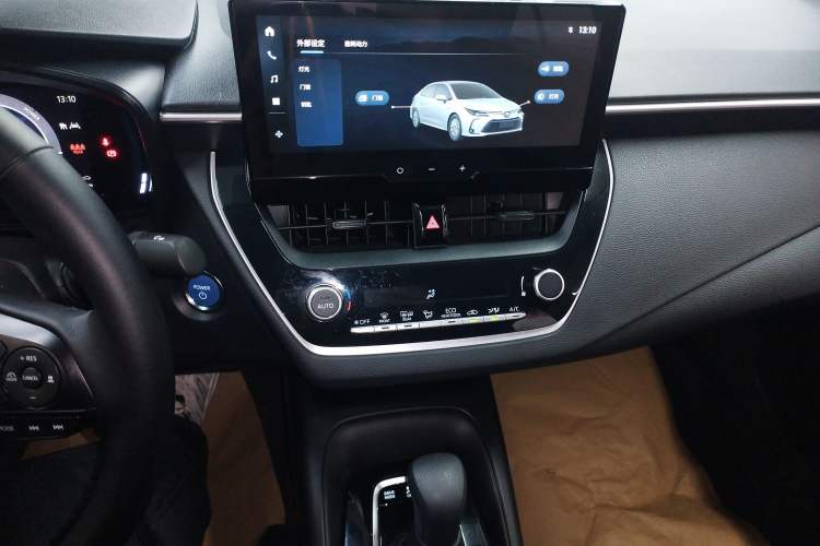 Used Toyota Corolla 2023 1.8L Smart Electric Hybrid Dual-Motor Pioneer Edition Audio And AC Panel