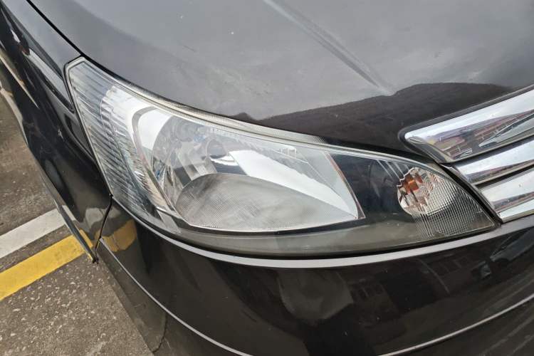 Used Nissan NV200 2014 1.6L CVT Zunya Model China IV Standard
