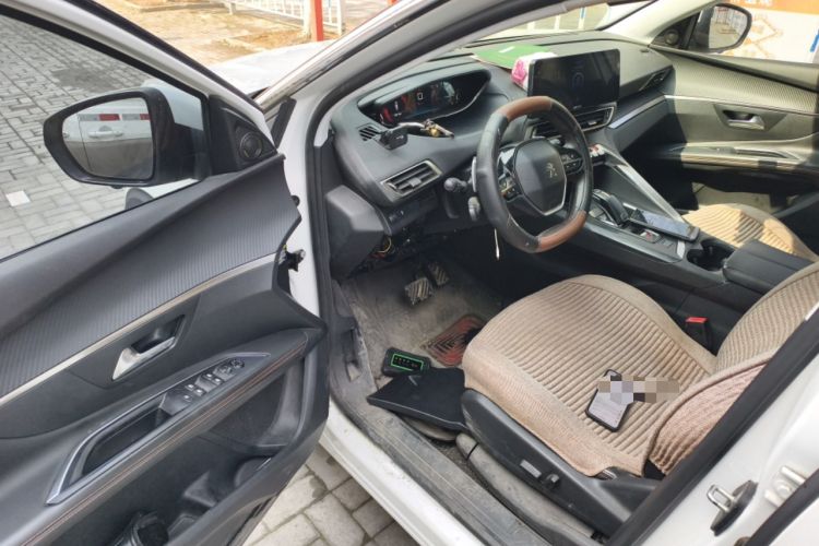 Used Peugeot 5008 2017 380THP 7-Seater Elite Edition