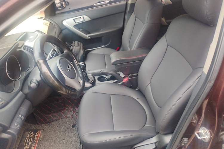 Used Kia Forte 2014 1.6L MT GL