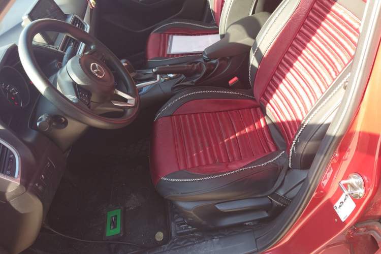 Used Mazda Mazda 3 Axela 2017 Sedan 1.5L Automatic Comfort Model Emission Standard China V
