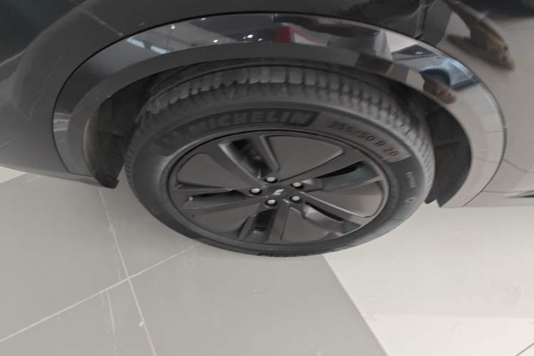 Used Li Auto L8 2024 Max
