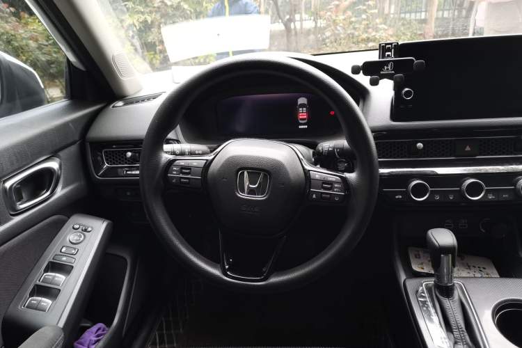 Used Honda Civic 2023 240TURBO CVT Dynamic Edition
