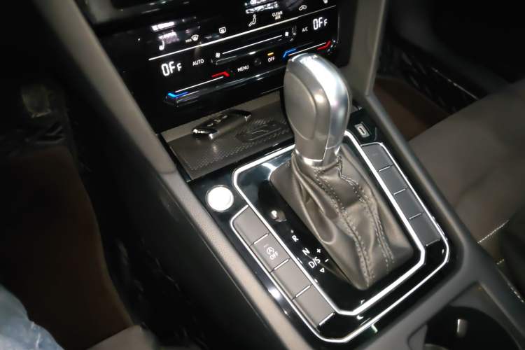 Used Volkswagen Magotan 2020 330TSI DSG Luxury Edition