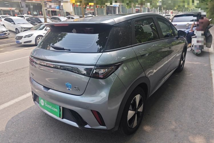 Used BYD Dolphin 2023 420 km Fashion Edition
