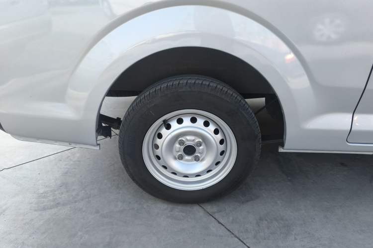 Used Kuayue Kuayue Xing V3 2023 1.5L Gasoline Comfort Edition 5-Seat Passenger Vehicle
