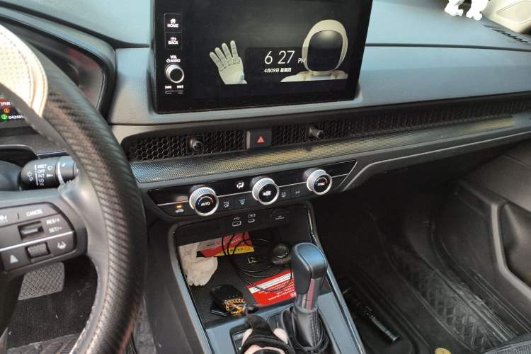 Used Honda Breeze 2023 240TURBO Two-Wheel-Drive Luxury Edition 5 Seats Audio And AC Panel