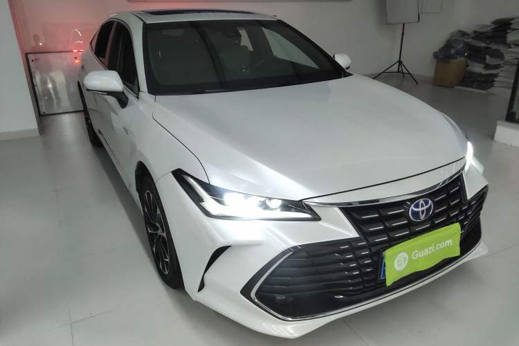 Used Toyota Avalon 2022 Dual-Engine 2.5L Luxury Edition
