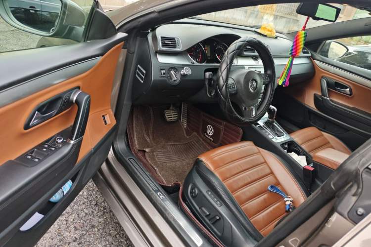 Used Volkswagen FAW-Volkswagen CC 2013 1.8TSI Luxury Model Driver Seat