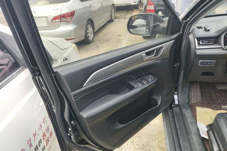 Used Haval M6 2021 PLUS 1.5T DCT Luxury Smart Connectivity Model