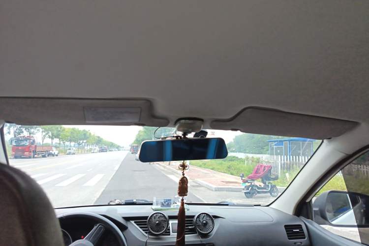 Used FAW Senya S80 2015 1.5L Manual 7-Seater Urban Edition