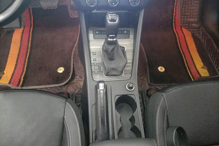 Used Skoda Octavia 2017 1.6L Automatic Smart Drive Edition
