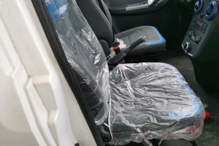 Used Foton Intelligent Blue Elf E7 2023 Pure Electric Van Flat Roof 2 Seats EVE Energy 41.86 kWh
