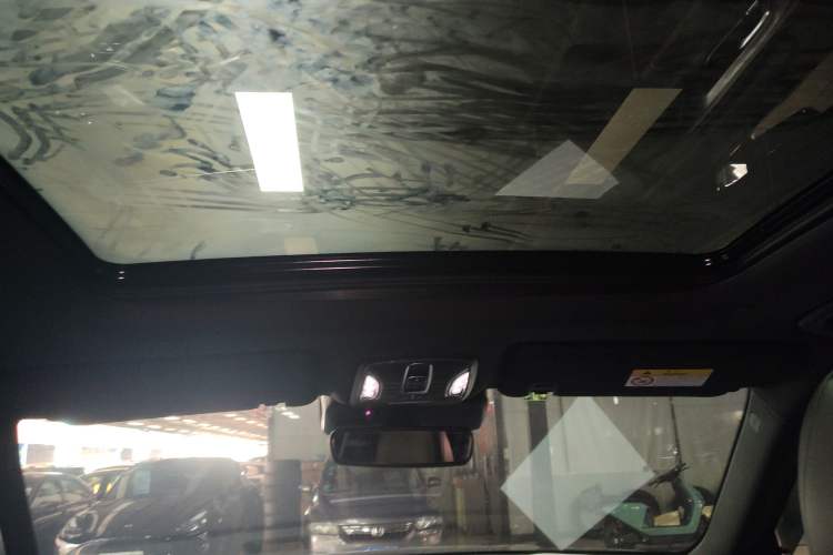 Used GAC Trumpchi GS8 2022 Linghang Series 2.0 TGDI Two-Wheel-Drive Luxury Smart Connectivity Version (7 Seats)
