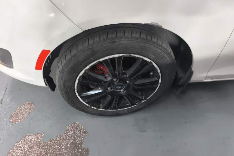 Used Ford Fiesta 2013 Hatchback 1.5L Manual Fashion Edition
