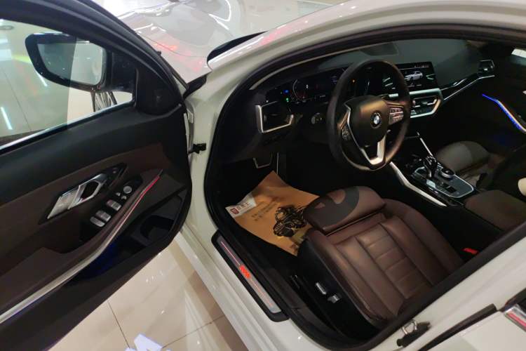 Used BMW 3 Series 2020 325Li First Edition
