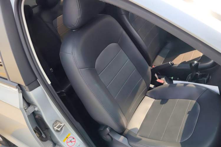 Used Volkswagen Santana 2015 1.4L Manual Fashion Edition
