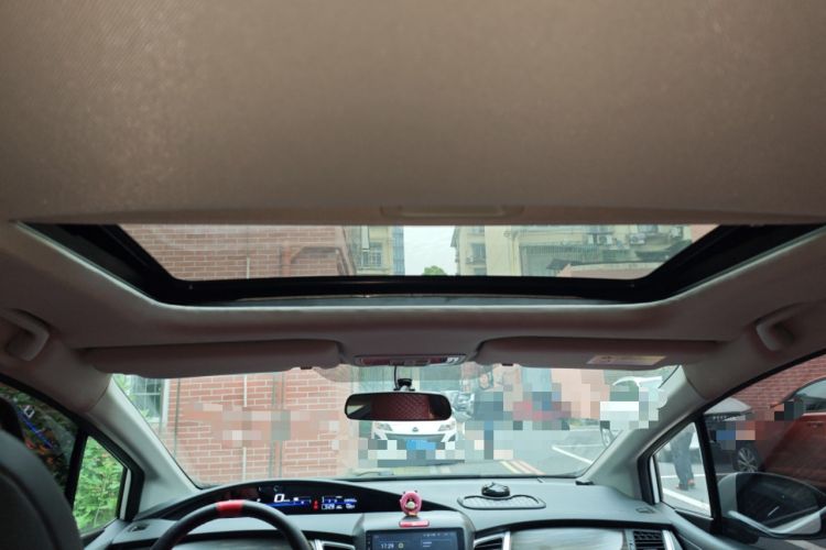 Used Honda Jade 2017 1.8L automatic Comfort version 5 seats Headliner