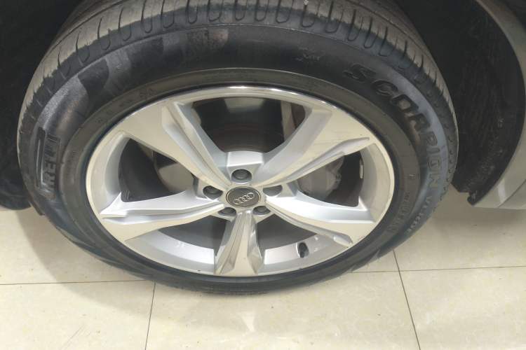 Used Audi Q5L 2020 Revised 40 TFSI Prestige Edition