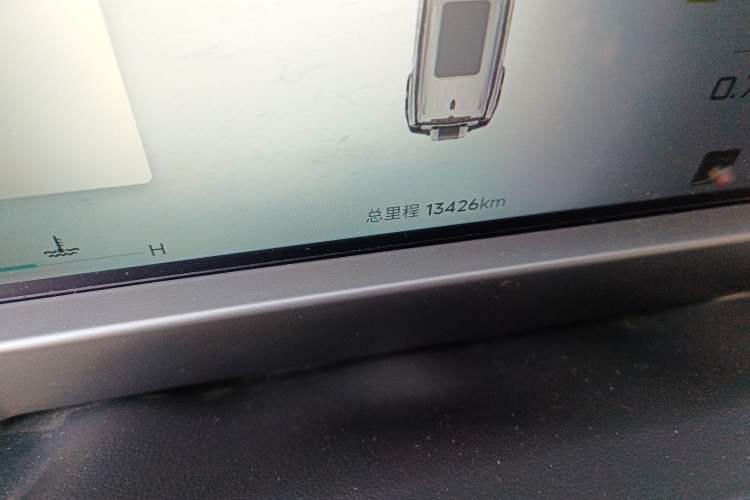 Used JETOUR Traveler 2025 2.0TD DCT XWD Cross+ Odometer Close Up